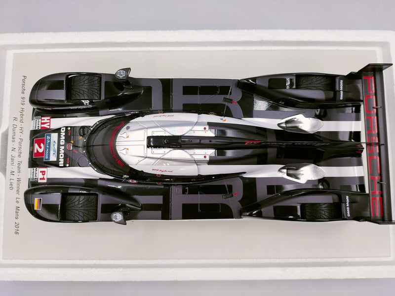 Laden Sie das Bild in Galerie -Viewer, SPARK Porsche 919 Le Mans 2016 1/18 Diecast Car– Used
