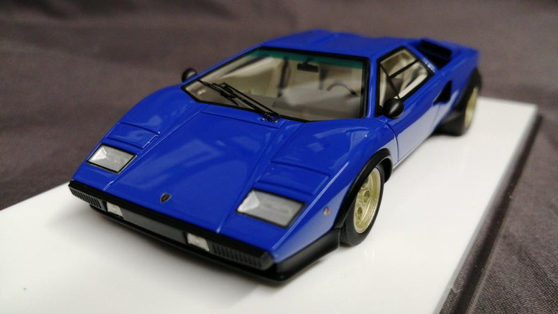 Laden Sie das Bild in Galerie -Viewer, EIDOLON Lamborghini Countach LP400 Speciale 1/43 Scale Car– Used