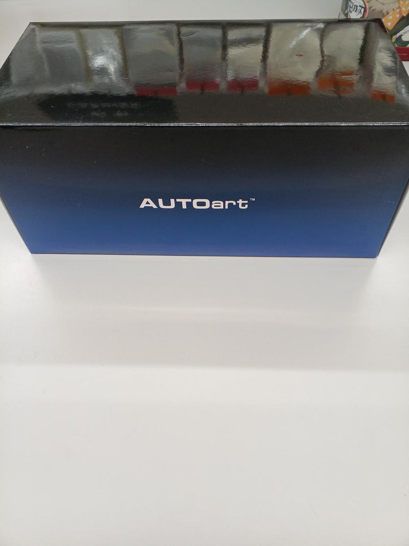 Load image into Gallery viewer, AUTOart Suzuki Jimny JB64 (White Pearl) 1/18 Scale Diecast Car– Used