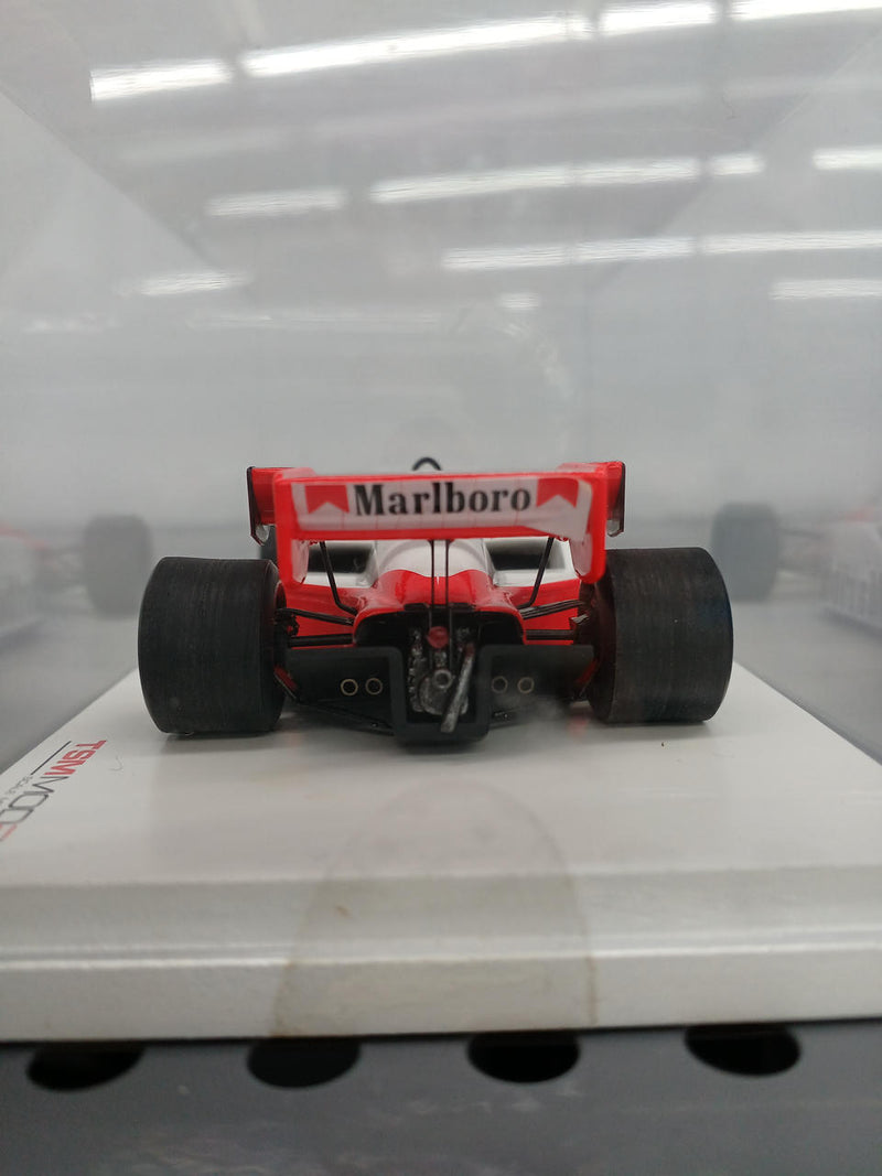 Laden Sie das Bild in Galerie -Viewer, TSM McLaren MP4/2 WC 1984 1/43 Scale Car– Used