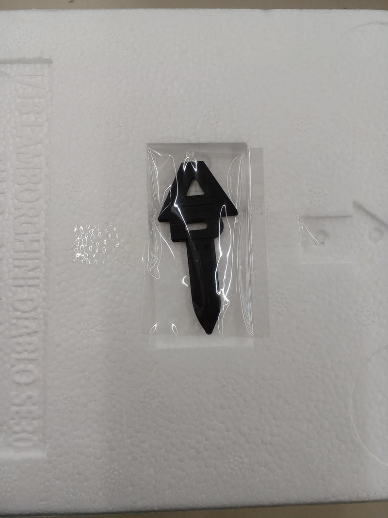 Load image into Gallery viewer, AUTOart LAMBORGHINI DIABLO SE30 1/18 Scale Model Car– Used