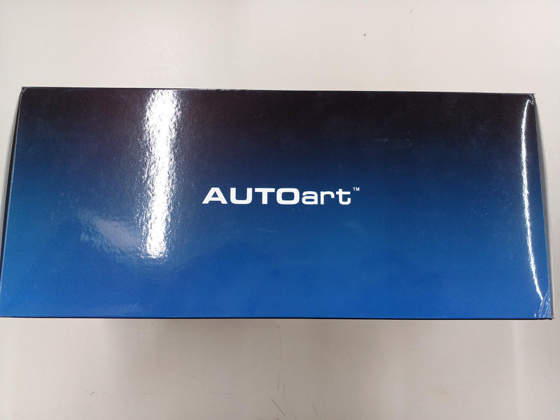 Load image into Gallery viewer, AUTOart LAMBORGHINI DIABLO SE30 1/18 Scale Model Car– Used