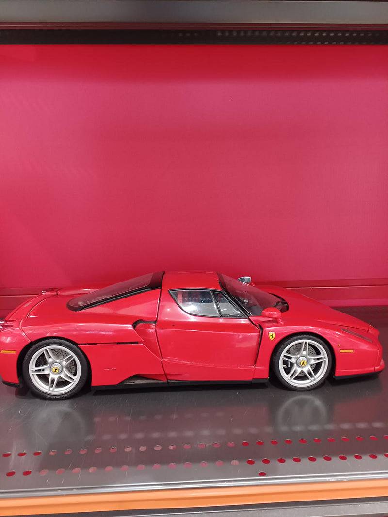 Load image into Gallery viewer, GRANI & PARTNERS Enzo Ferrari 1/10 Scale Model Car– Used