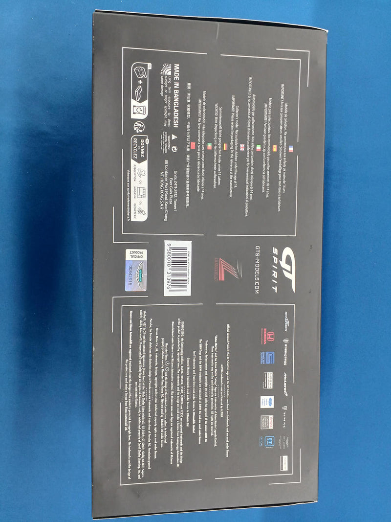 Load image into Gallery viewer, ASTON MARTIN GT SPIRIT 1/18 ASTON MARTIN VALKYRIE Diecast Car– Used