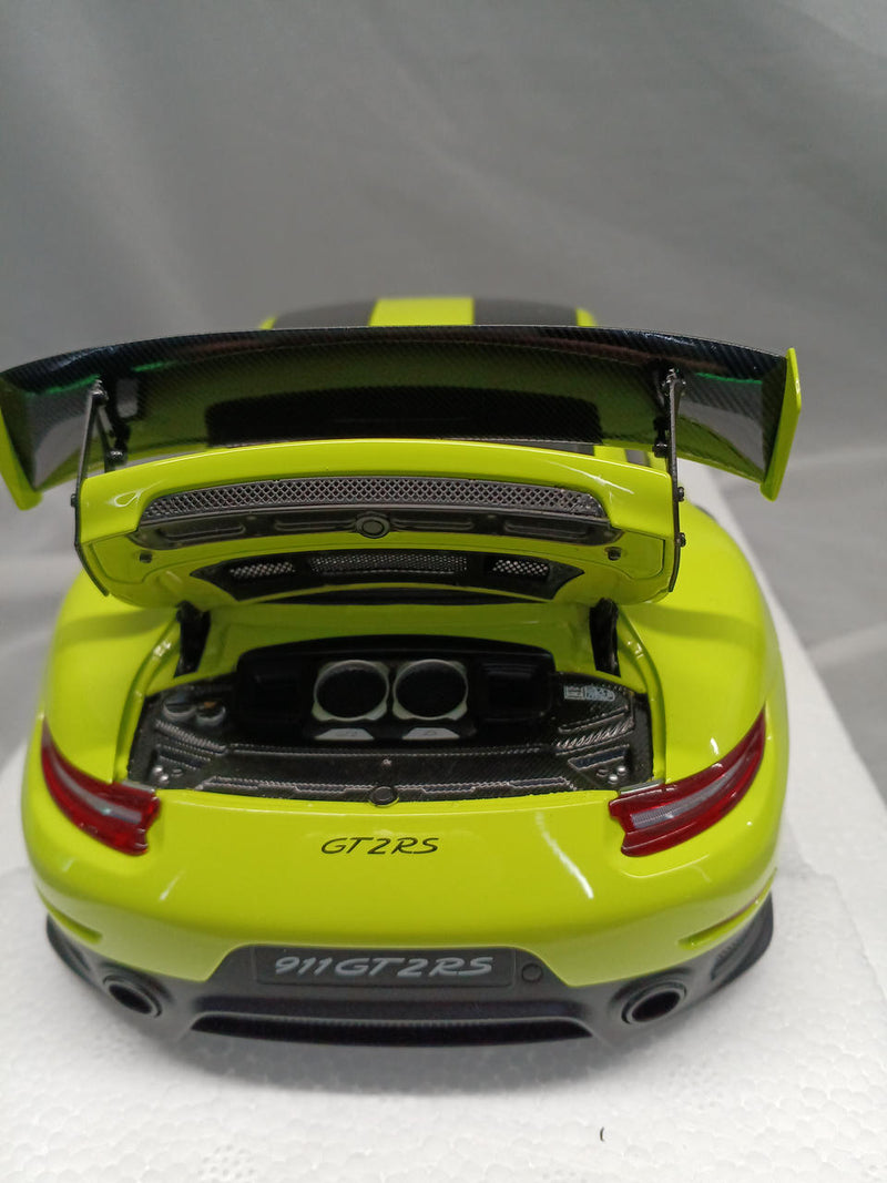 Load image into Gallery viewer, AUTOart PORSCHE 911 GT2 RS 1/18 Diecast Car– Used