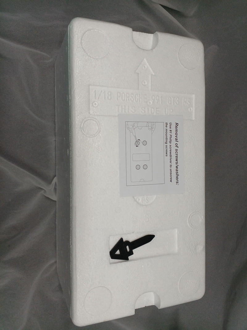 Load image into Gallery viewer, AUTOart PORSCHE 911 GT2 RS 1/18 Diecast Car– Used