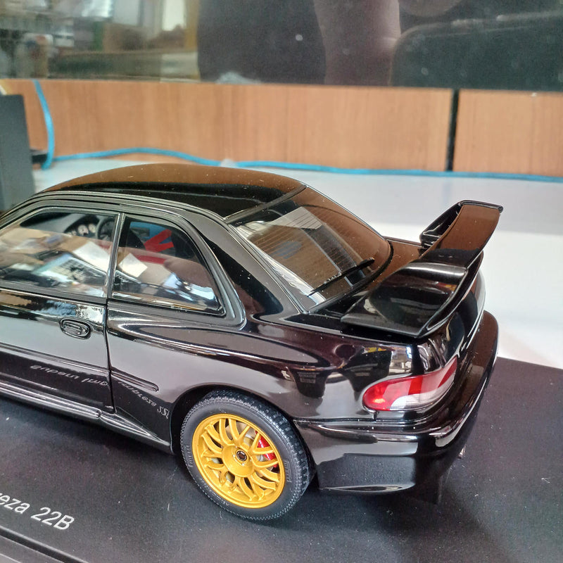 Load image into Gallery viewer, AUTOart Subaru Impreza 22B STi Version 1/18 Scale Car– Used