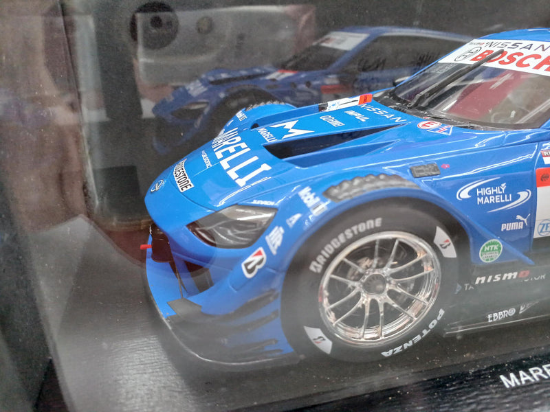 Laden Sie das Bild in Galerie -Viewer, SPARK Calsonic IMPUL Z 1/18 Scale Model Car– Used