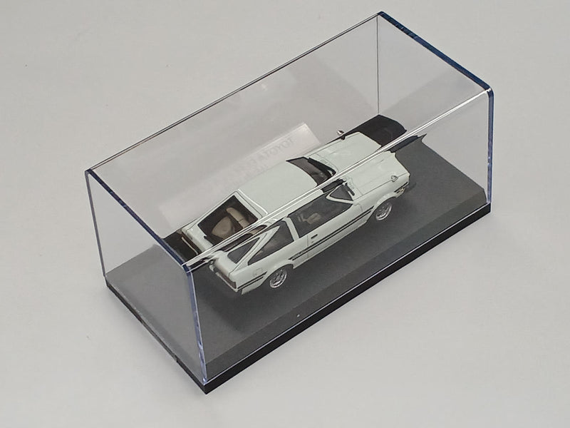 Laden Sie das Bild in Galerie -Viewer, INTERALLIED/HI-STORY HS057WH TOYOTA COROLLA LEVIN (SL MORITZ WHITE) 1/43– Used