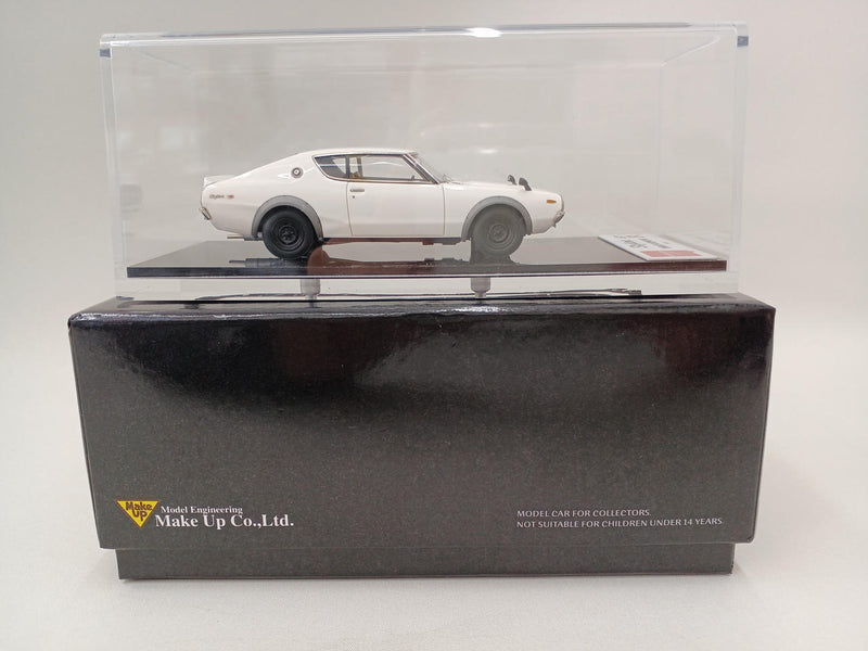 Laden Sie das Bild in Galerie -Viewer, MAKE UP EM394A NISSAN SKYLINE 1/43 Scale Model Car– Used