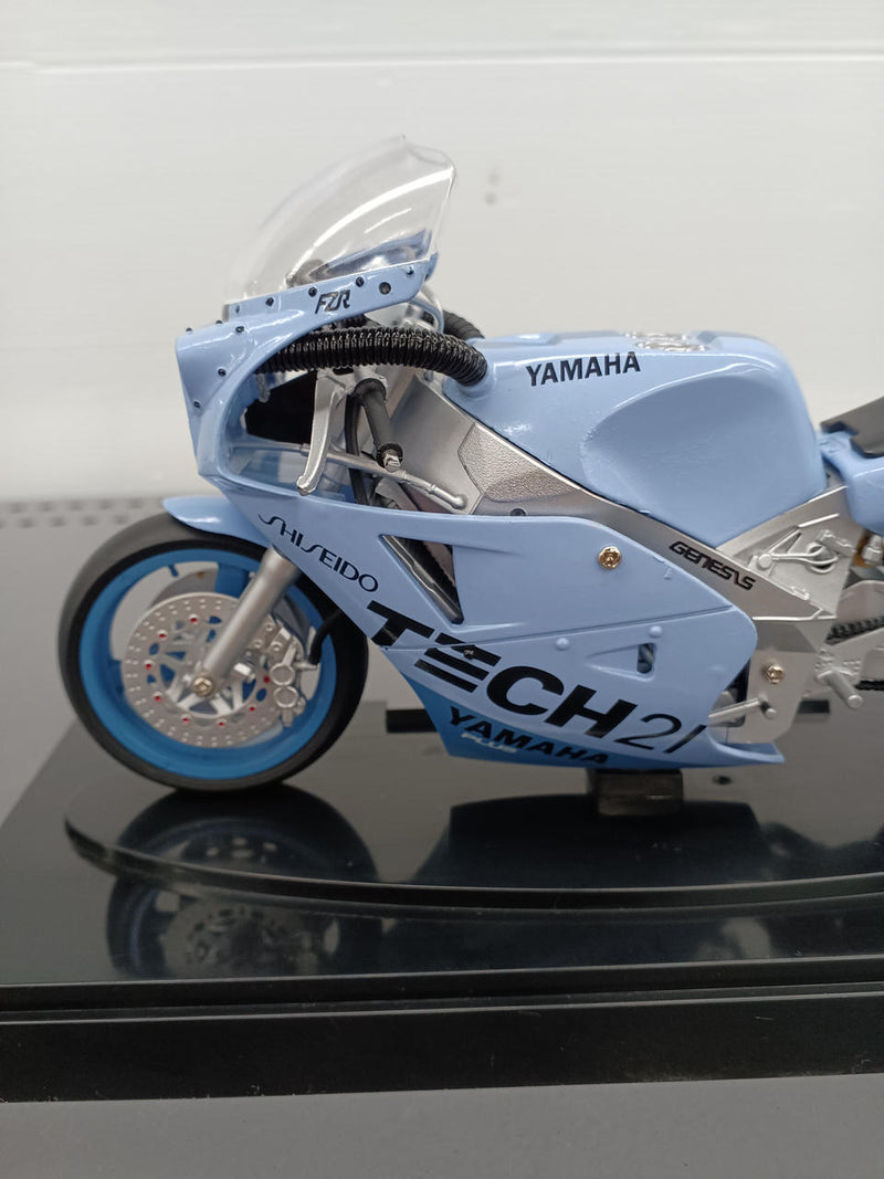 Carica immagine in Galleria Viewer, YAMAHA FZR750 TECH21 1/12 Scale Model Motorcycle– Used