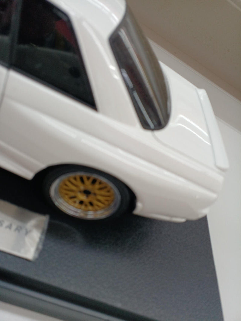 Load image into Gallery viewer, AUTOART Nissan Skyline GT-R "Reina's GT-R" Wangan Midnight 1/18 Scale Car– Used