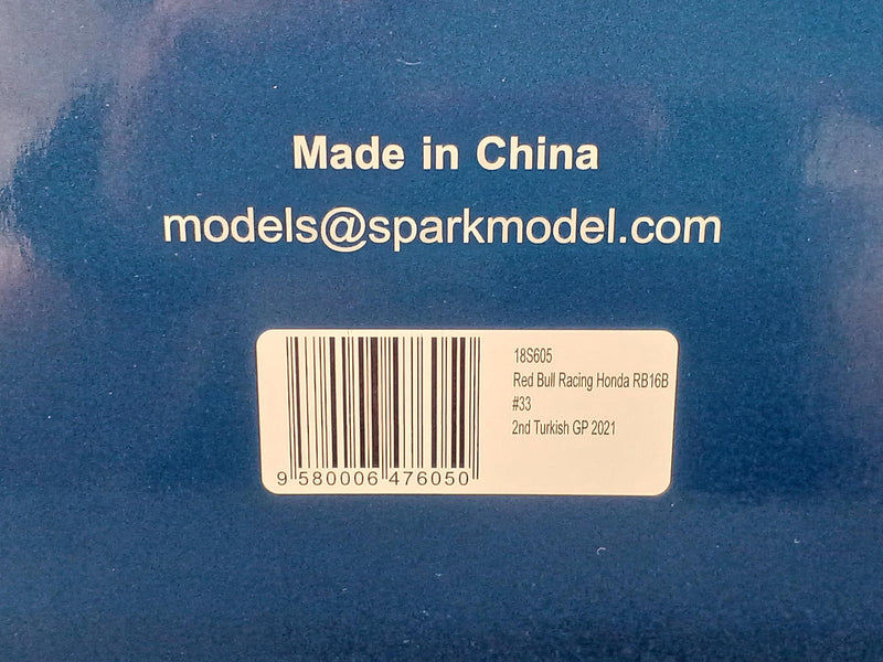Laden Sie das Bild in Galerie -Viewer, SPARK 18S605 1/18 Scale Diecast Car– Used