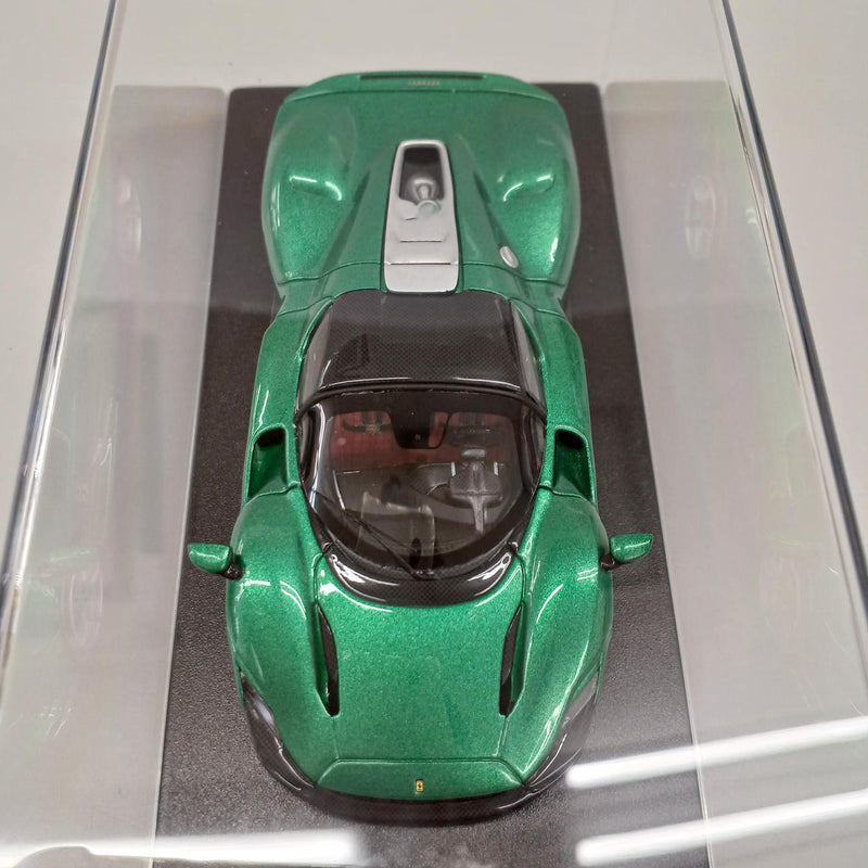 Cargue la imagen en el visor de la galería, LOOKSMART FERRARI DAYTONA SP3 1/43 Scale Model Car– Used