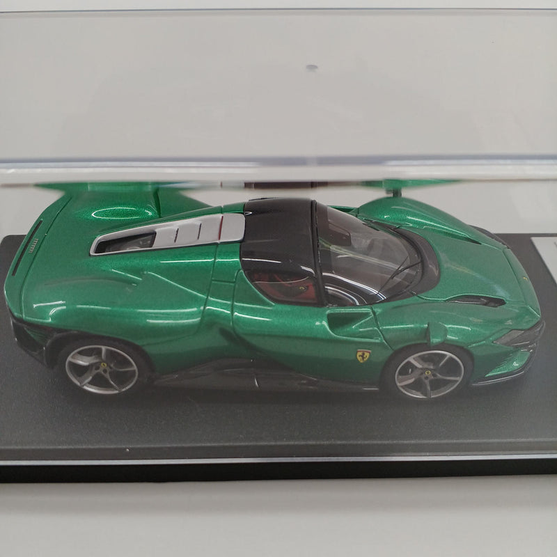 Cargue la imagen en el visor de la galería, LOOKSMART FERRARI DAYTONA SP3 1/43 Scale Model Car– Used