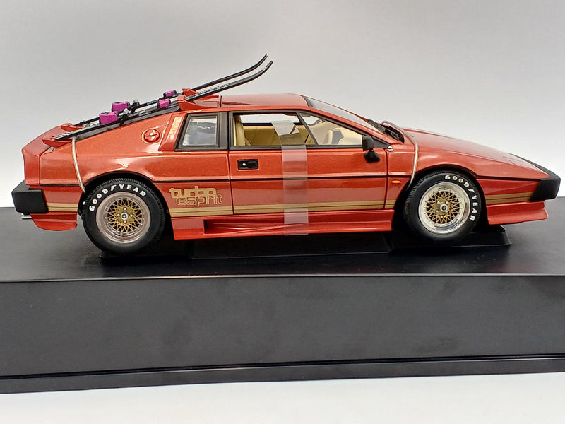 Load image into Gallery viewer, AUTOart LOTUS ESPRIT TURBO JAMES BOND 1/18 Scale Model Car– Used