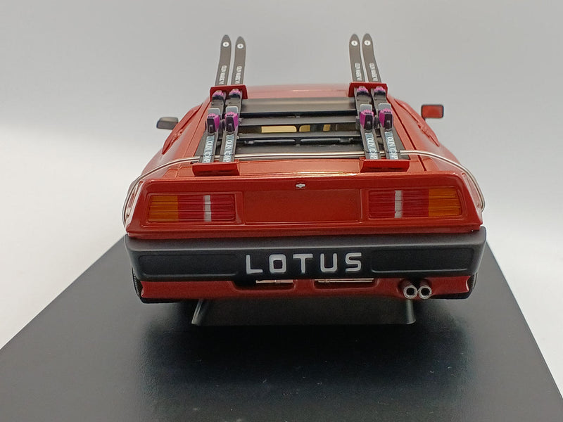 Load image into Gallery viewer, AUTOart LOTUS ESPRIT TURBO JAMES BOND 1/18 Scale Model Car– Used