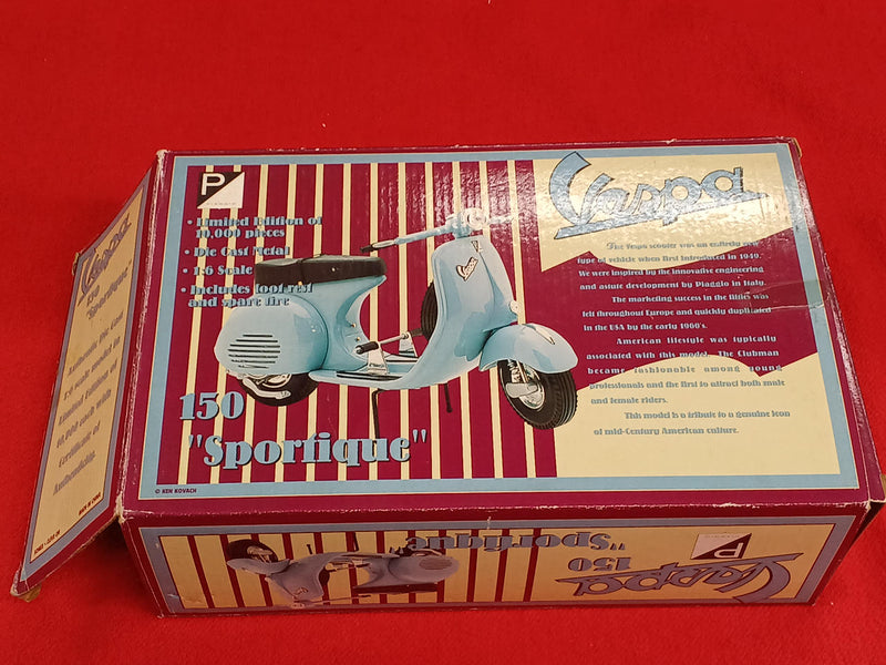 Carica immagine in Galleria Viewer, XONEX PIAGGIO LIMITED EDITION 1/6 VESPA 150 "SPORTIQUE" Scale Model– Used