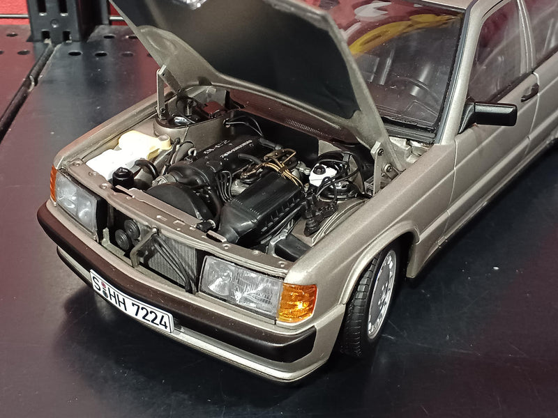 Load image into Gallery viewer, AUTOart Mercedes-Benz 190E 2.3-16 1984 1/18 Scale Model Car– Used