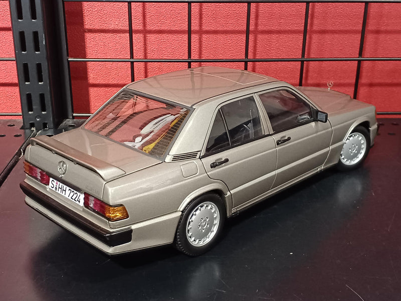 Load image into Gallery viewer, AUTOart Mercedes-Benz 190E 2.3-16 1984 1/18 Scale Model Car– Used