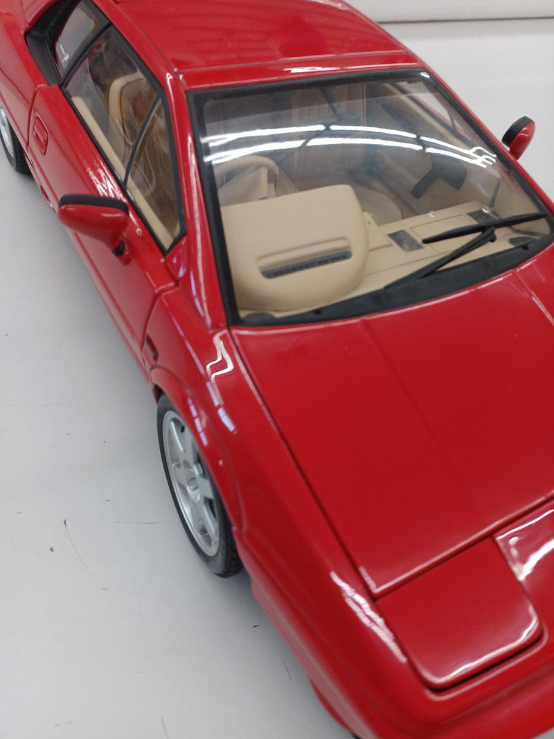 Load image into Gallery viewer, AUTOart Lotus ESPRIT 1/18 Scale Model Car– Used