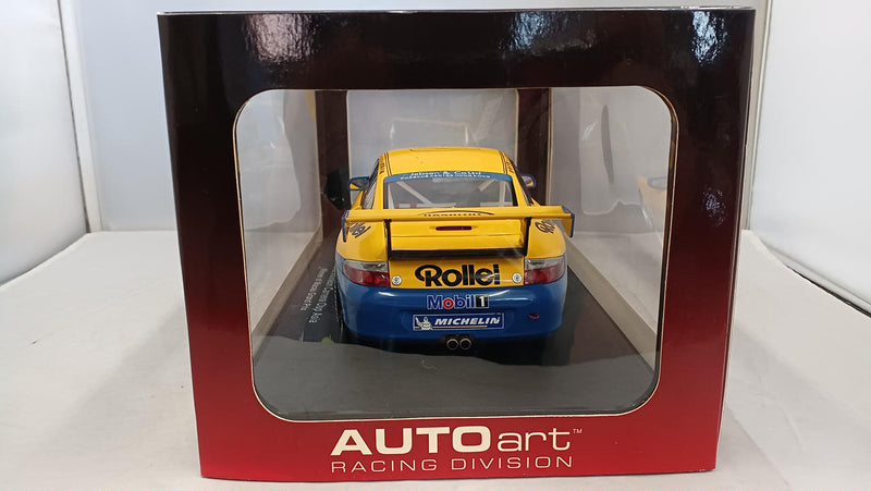 Laden Sie das Bild in Galerie -Viewer, AUTOart 1/18 Porsche 911 '05 GT3 Cup Macau Winner 1/18 Scale Car– Used