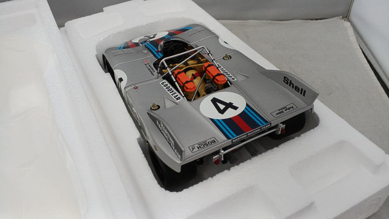Laden Sie das Bild in Galerie -Viewer, AUTOart 1/18 Porsche 908/03 Nurburgring '71 1/18 Scale Model Car– Used