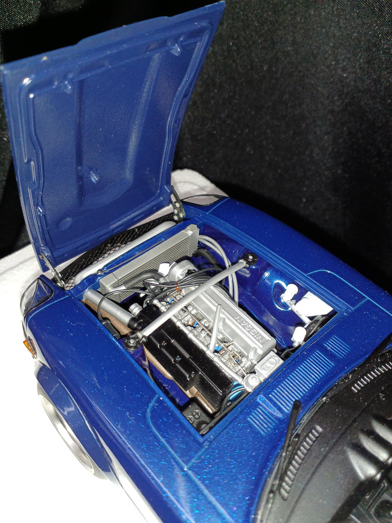 Load image into Gallery viewer, AUTOART 77451 Nissan Fairlady Z (S30) "Devil Z" 1/18 Scale Model Car– Used