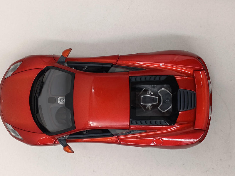 Carica immagine in Galleria Viewer, MINICHAMPS 519101330 1/18 McLaren MP4-12C Diecast Model Car
