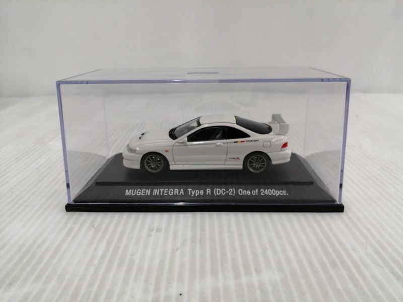 Laden Sie das Bild in Galerie -Viewer, Misc. Brand Honda Integra TYPE R 1/43 Scale Car– Used