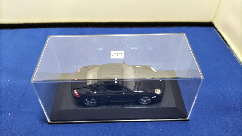 Chargez l'image dans la visionneuse de la galerie, MINICHAMPS PORSCHE CAYMAN S Diecast Car 1/43 Scale– Used