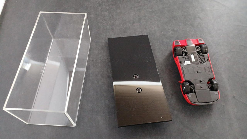Laden Sie das Bild in Galerie -Viewer, KYOSHO FERRARI F40 LIGHT WEIGHT VERSION 1/43 Scale Car– Used