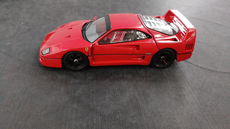 Laden Sie das Bild in Galerie -Viewer, KYOSHO FERRARI F40 LIGHT WEIGHT VERSION 1/43 Scale Car– Used