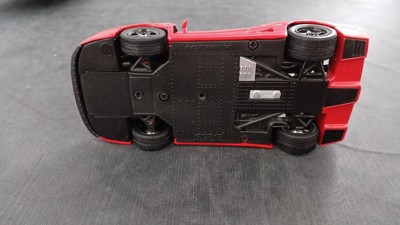 Laden Sie das Bild in Galerie -Viewer, KYOSHO FERRARI F40 LIGHT WEIGHT VERSION 1/43 Scale Car– Used