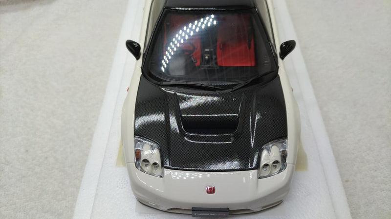 Load image into Gallery viewer, AUTOart HONDA NSX-R (NA2) 1/18 Scale Model Car– Used