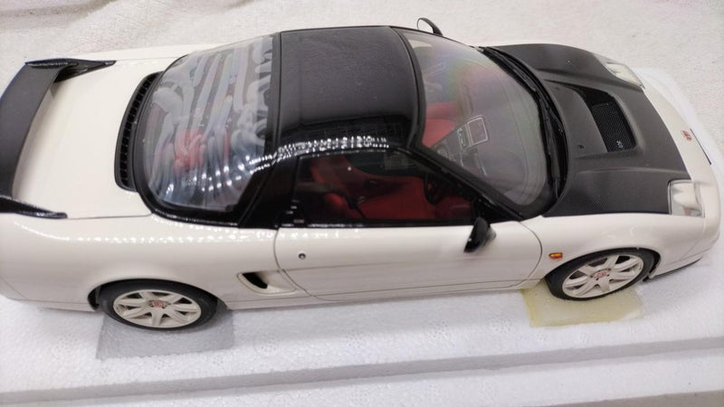 Load image into Gallery viewer, AUTOart HONDA NSX-R (NA2) 1/18 Scale Model Car– Used