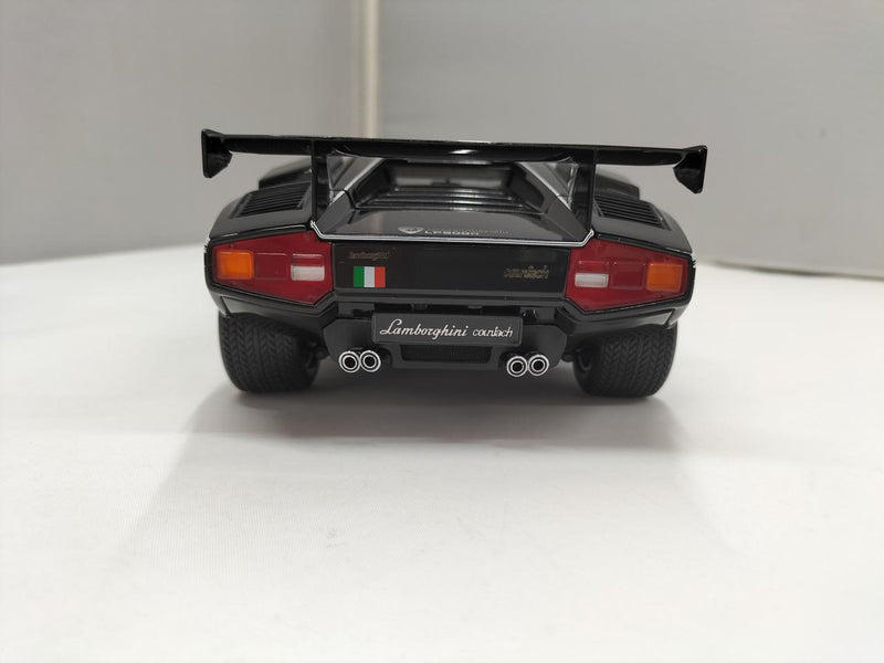 Load image into Gallery viewer, KYOSHO LAMBORGHINI COUNTACH LP500R Black 1/18 Scale Car– Used