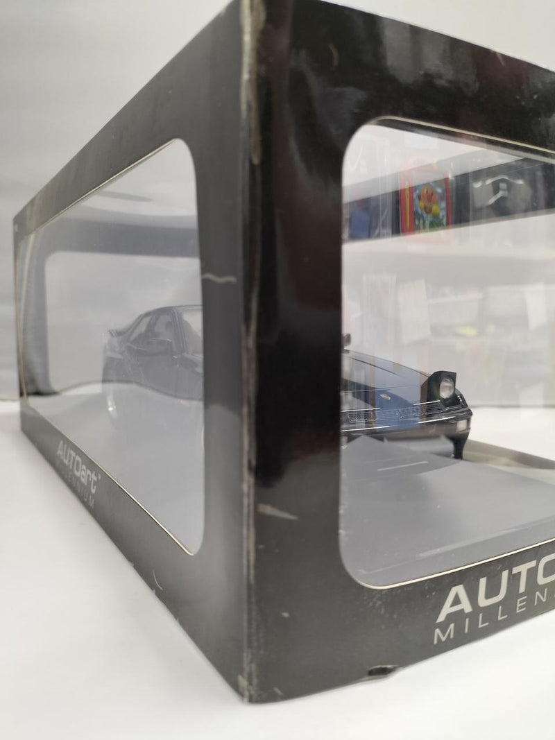 Load image into Gallery viewer, AUTOart Porsche 924 Carrera GT 1980 1/18 Scale Car– Used