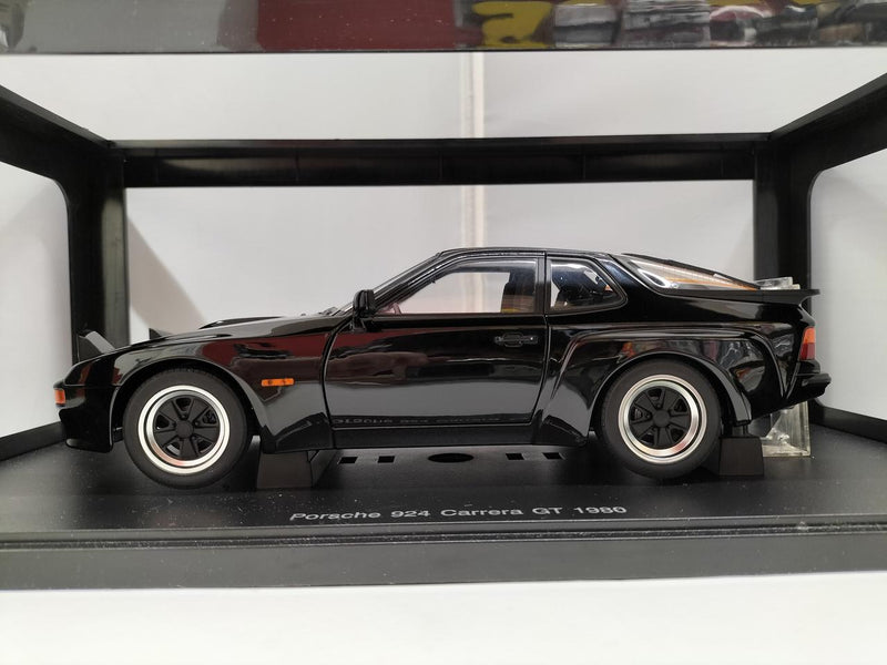 Load image into Gallery viewer, AUTOart Porsche 924 Carrera GT 1980 1/18 Scale Car– Used