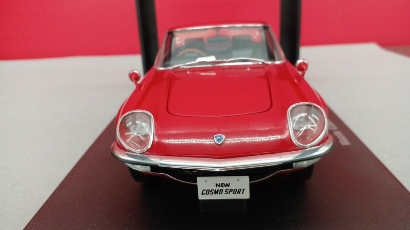 Load image into Gallery viewer, AUTOART MILLENNIUM MAZDA COSMO SPORT Red 1/18 Scale Car– Used