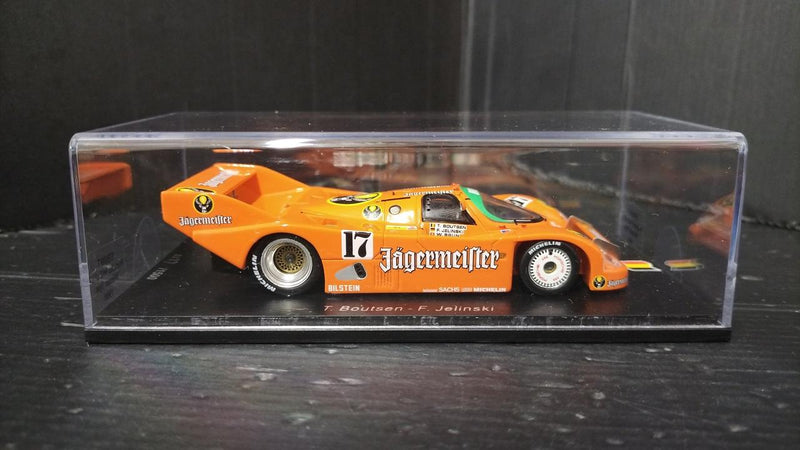 Laden Sie das Bild in Galerie -Viewer, SPARK Porsche 962C #17 WINNER SPA 1986 1/43 Scale Car– Used