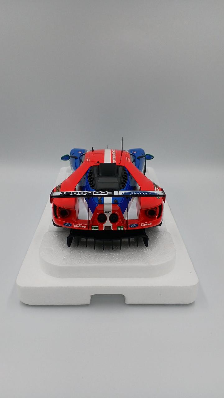 Carica immagine in Galleria Viewer, AUTOart 1/18 Scale Ford GT 2016 Le Mans 24H #66– Used