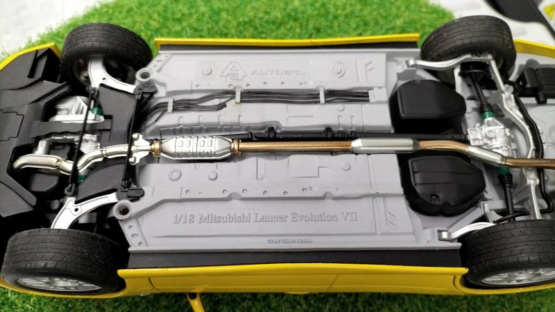 Load image into Gallery viewer, AUTOart MITSUBISHI LANCER 1/18 Scale Model Car– Used