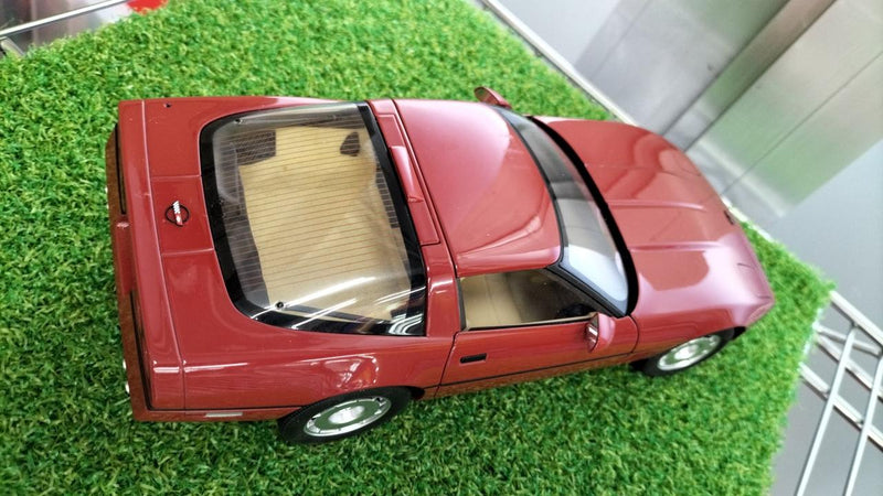 Load image into Gallery viewer, AUTOart CHEVROLET 1/18 Scale Model Car– Used