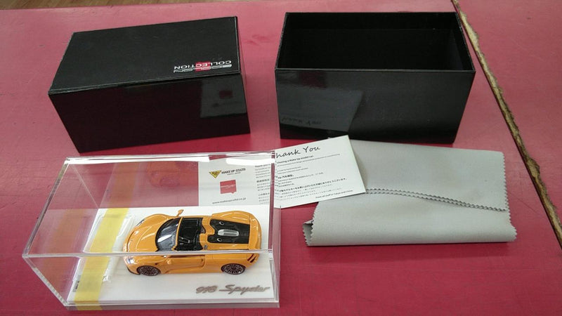 Laden Sie das Bild in Galerie -Viewer, EIDOLON EM568D 1/43 Scale Model Car– Used