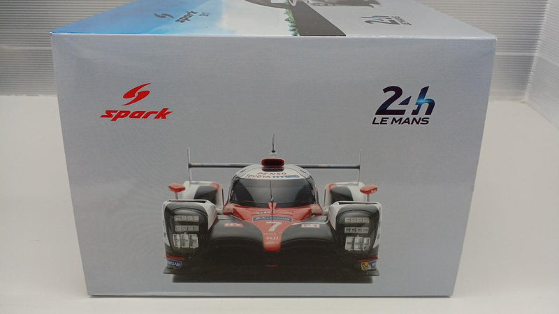 Laden Sie das Bild in Galerie -Viewer, SPARK 1/18 Toyota TS050 Scale Model Car– Used