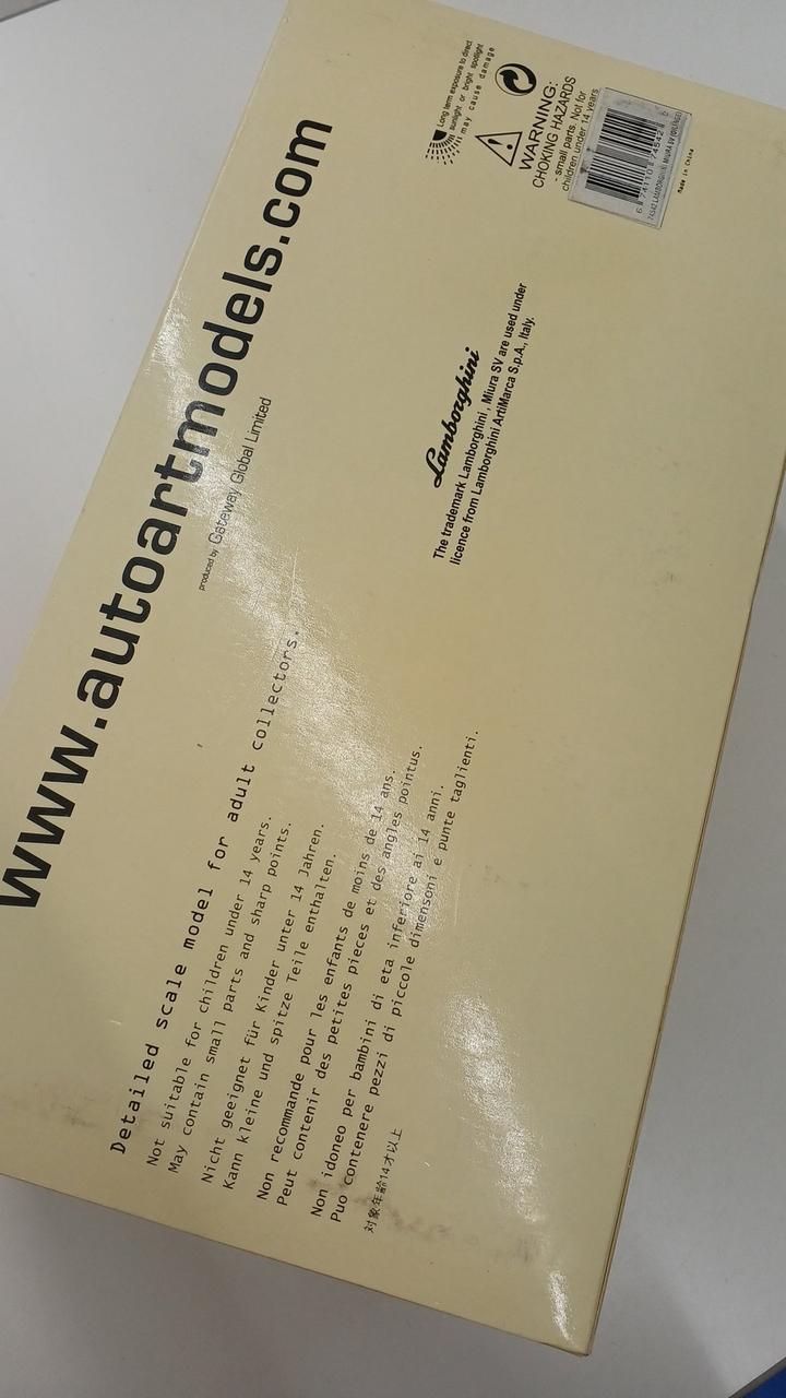 Load image into Gallery viewer, AUTOart LAMBORGHINI MIURA SV 1/18 Scale Model Car– Used