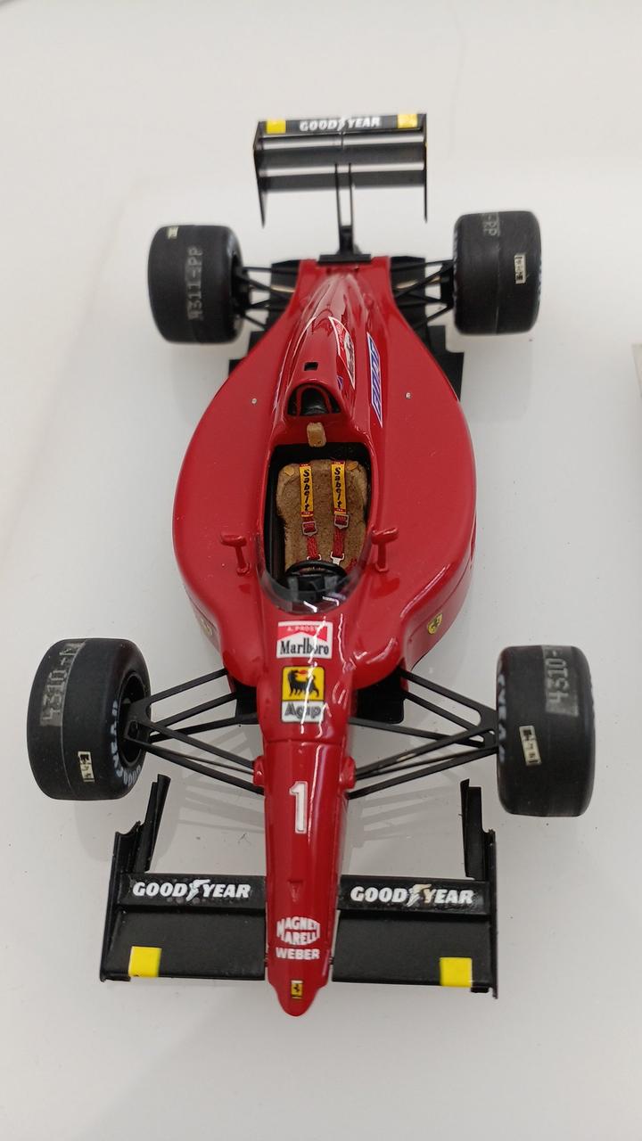 Chargez l'image dans la visionneuse de la galerie, MONOPOST Limited Edition (100 pcs) Ferrari 1/43 Scale Car– Used