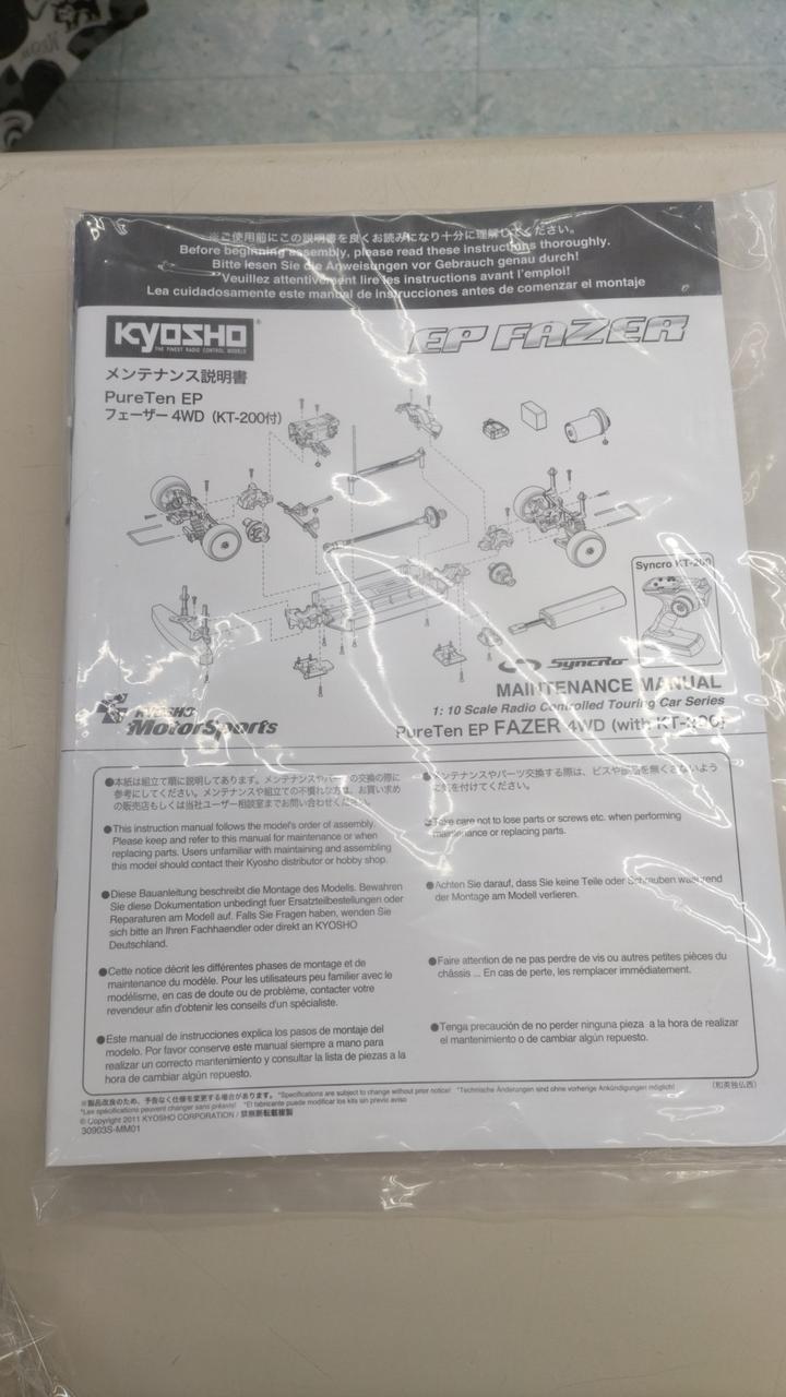 Laden Sie das Bild in Galerie -Viewer, KYOSHO EP FAZER 4WD 1/10 Scale RC Car - Used
