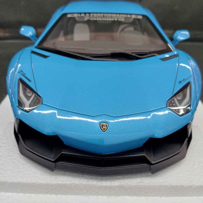 Laden Sie das Bild in Galerie -Viewer, AUTOart 1/18 LB-WORKS LAMBORGHINI VENENO Scale Model Car– Used